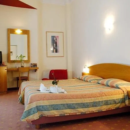 Hotel Kinissi Palace