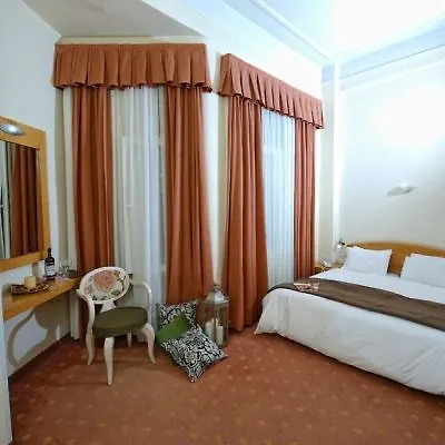Kinissi Palace Hotel Saloniki
